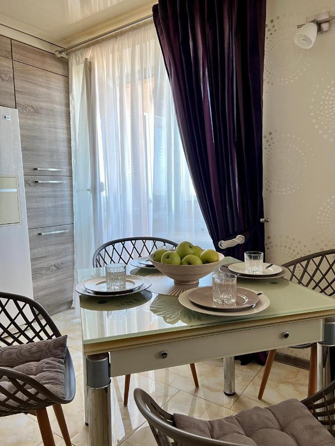 Relax. Просторі Та Затишні Апартаменти Ternopil Ngoại thất bức ảnh
