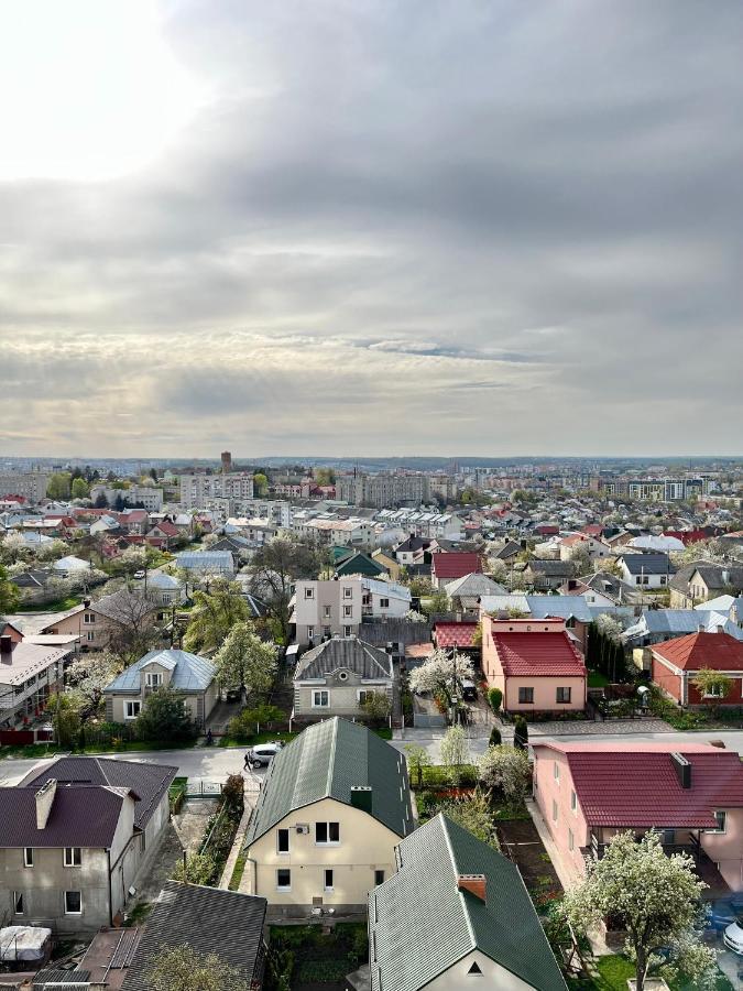 Relax. Просторі Та Затишні Апартаменти Ternopil Ngoại thất bức ảnh